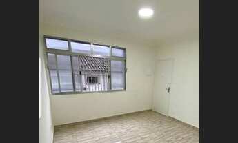 Imagem 2: Apartamento para venda com 70 metros quadrados com 2 quartos em Vila Mathias - Santos - SP