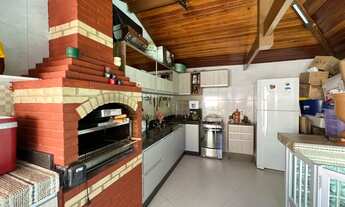 Imagem 5: Casa linear em Colina de Laranjeiras no condomínio Itatiáia