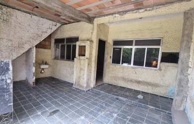 Imagem 4: Casa para venda possui 140 metros quadrados com 2 quartos em Curicica lado brt parcelo dir