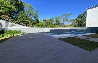 Imagem 4: Linda e Luxuosa casa em Rua exclusiva no Residencial Campos do Conde