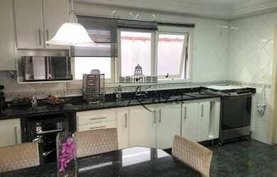 Imagem 3: Casa Condomínio - Jardim das Colinas - Condomínio Colinas - 4 Dormitórios - 279m²