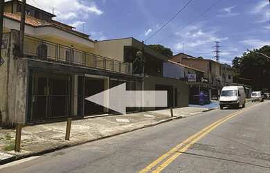 Imagem 2: Casa comercial para venda tem 200 metros quadrados com 3 quartos em Jardim da Glória - Cot