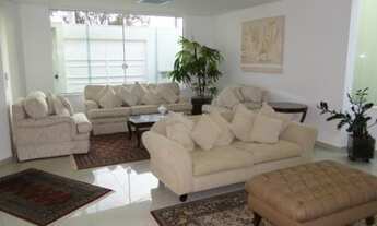 Imagem 2: Casa para venda tem 348 metros quadrados com 4 quartos em Vila Nova Socorro - Mogi das Cru