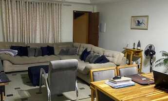 Imagem: Sobrado para venda tem 197 metros quadrados