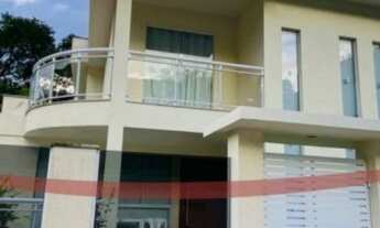 Imagem: Casa com 04 quartos em condomínio no bairro