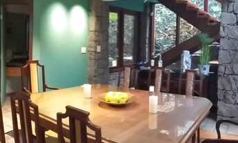 Imagem 6: Casa encantadora em Fradinhos, cercada de verde e com tudo que você precisa para viver mui