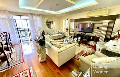 Imagem 3: Apartamento para venda tem 233 metros quadrados com 4 quartos