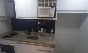 Imagem 5: Apartamento com porcelanato e móveis planejados no Tarraf Vila Sol