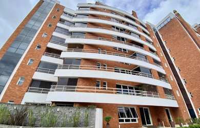 Imagem 2: Apartamento para venda com 181 metros quadrados com 3 quartos em Alto da Rua XV - Curitiba