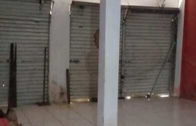 Imagem 2: Casa - Dias D'Ávila com Ponto Comercial a venda