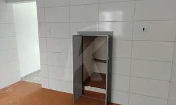 Imagem 6: Sobrado independente com 2 quartos, sala, cozinha e 2 banheiros