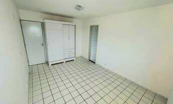 Imagem 2: Apartamento para Locação em Recife, Torre, 3 dormitórios, 1 suíte, 3 banheiros, 1 vaga