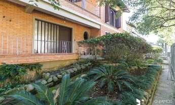 Imagem 2: Lindo sobrado com 347m2 de área construída, 5 vagas, espaço de lazer com vista panorâmica