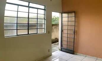 Imagem 3: Apartamento para aluguel possui 40 metros quadrados com 2 quartos