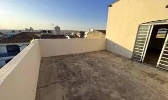 Imagem 4: QR 401 conjunto 11 casa 1 Sobrado com 6 quartos 4 banheiros + dependência com Habite-se