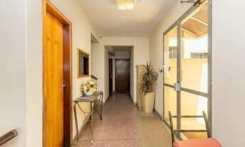 Imagem 4: Apartamento para Locação em Curitiba, Água Verde, 2 dormitórios, 1 banheiro, 1 vaga