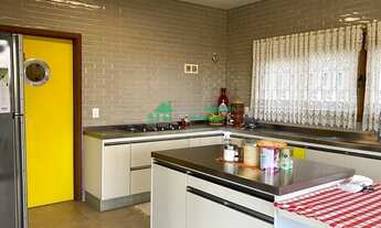 Imagem 1: Casa no estilo colonial em um conceito moderno reserva da serra