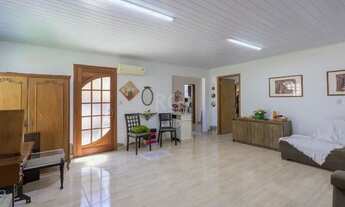 Imagem 4: Casa para Venda - 370m², 4 dormitórios, sendo 1 suites, 6 vagas - Lomba do Pinheiro