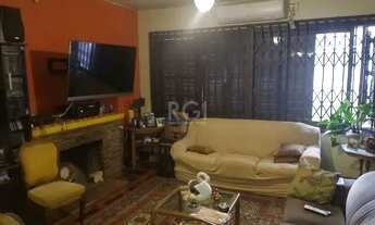 Imagem 7: Casa para Venda - 220m², 3 dormitórios, 4 vagas - Teresópolis