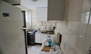 Imagem 6: Apartamento com dois quartos, uma sala, um banheiro, cozinha com área de serviço e vaga