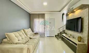 Imagem 3: Sobrado de 2(duas) suítes sendo 1(uma) com sacada, localizado no bairro Igara em Canoas