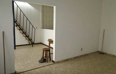 Imagem 2: Barracão, entrada independente