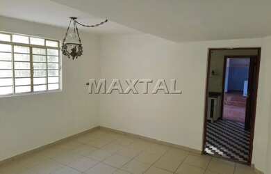 Imagem 2: Casa na Água Fria, 137 m² com 3 dormitórios, edícula e 2 vagas para locação