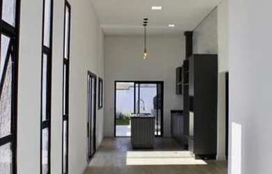 Imagem 2: Casa nova em Cond. 3 dormitórios e com cozinha planejada. Excelente casa