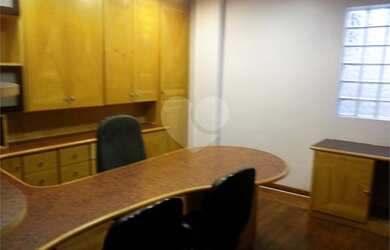 Imagem 3: Casa comercial Casa com 1 dormitório