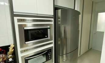 Imagem 3: Casa de condomínio para aluguel e venda possui 174 metros quadrados com 3 quartos