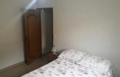 Imagem 3: Casa para aluguel possui 300 m² com 4 quartos e 6 vagas de garagem em Vila Prudente - São