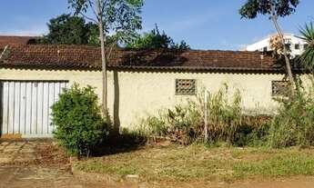 Imagem 5: Oportunidade, Casa Térrea 4/4 Sendo 2 Suítes, Rua 104-C, Imóvel com 2 Frentes