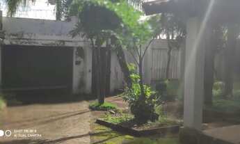 Imagem 4: Casa com aproximadamente 439 m² de área construída e 1600 m² de área territorial com 05 q