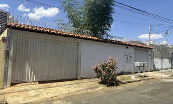 Imagem 6: Duas casas na Vila Nova