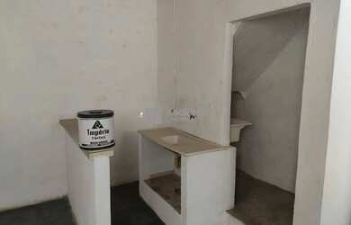 Imagem 6: VENDO SOBRADO EM RUA BARÃO DE UBÁ. OPORTUNIDADE DE NEGÓCIO