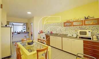 Imagem 6: Cobertura de 4 quartos + DCE à venda, de frente para o mar na Praia das Virtudes Centro de