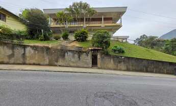 Imagem 2: Casa para Venda em Teresópolis, Bom Retiro, 4 dormitórios, 1 suíte, 4 banheiros, 6 vagas