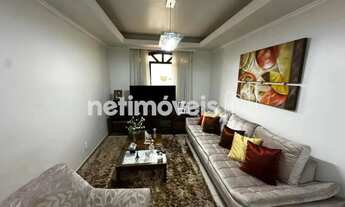 Imagem 7: Casa à Venda no Bairro Fernão Dias Ampla, Moderna e Aconchegante