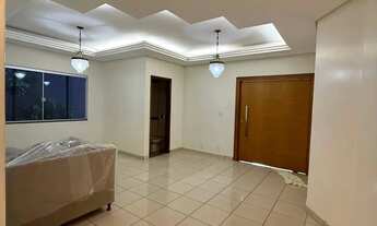 Imagem 3: SOBRADO DE 04 SÚITES NA RUA C-54 SOL NASCENTE/SUDOESTE Casa de Rua com 4 Quarto(s) e 5 ban