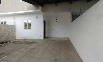 Imagem 3: Conforto e Elegância no Portal do Sol: Casa com 3 Quartos e Suíte, Perfeita para a Sua Fam