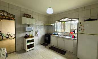 Imagem 5: Rua 10 - VIcente Pires - Casa 4 Quartos, 1 Suíte, Amplo Quintal, 5 Vagas de Garagem Cobert