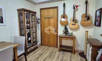 Imagem 4: Apartamento de 2 dormitorios, sendo 1 suite, sacada fechada e garagem coberta e escriturad