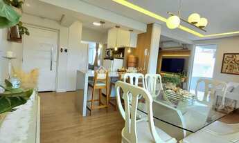 Imagem 7: Exclusiva Cobertura Duplex no Itacorubi: Sol, Vista Livre e Reforma de Alto Padrão