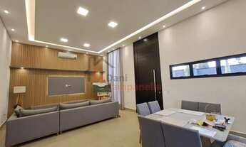 Imagem 2: Casa de alto padrão com 3 suítes e piscina aquecida em Fátima II, Pouso Alegre