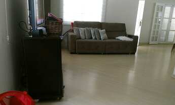 Imagem 4: Casa de condomínio térrea para aluguel e venda possui 300 metros quadrados com 3 quartos