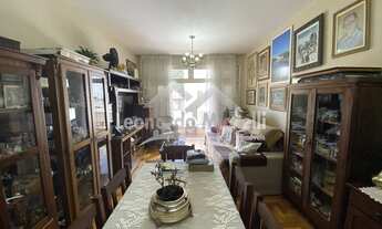 Imagem 3: Apartamento para venda no Centro de Petrópolis/RJ com 3 quartos e espaço externo