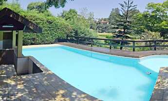 Imagem 3: Casa de condomínio Capitalville para venda possui 300 m2, 4 quartos, piscina