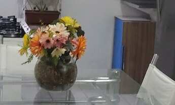 Imagem 4: Semi-mobiliado Apartamento com 2 dormitórios