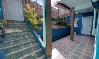 Imagem 7: Casa a venda com 298m², 4 Quartos e amplo quintal