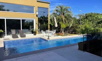 Imagem 2: Casa para venda com 400 metros quadrados com 4 quartos.